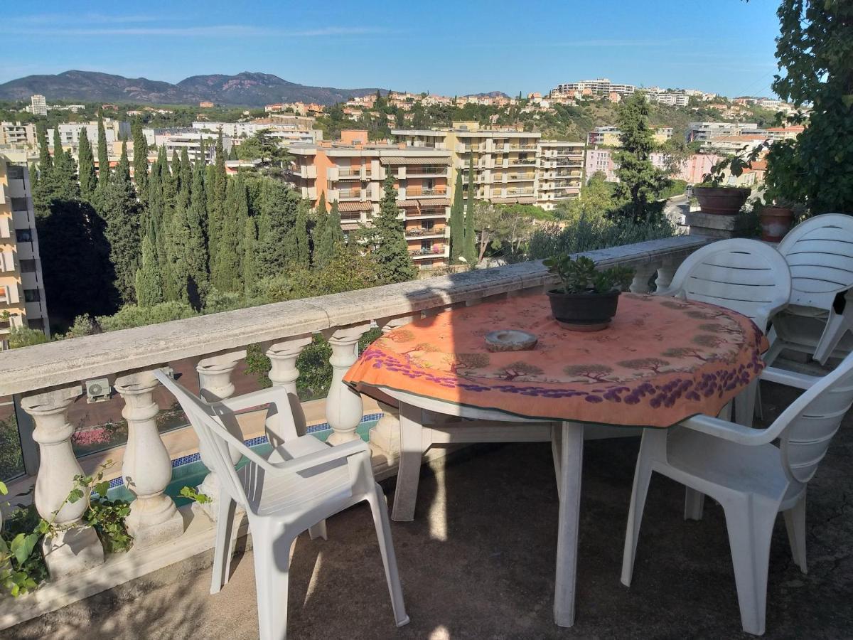 Ravissant Appartement Saint-Raphael Piscine מראה חיצוני תמונה