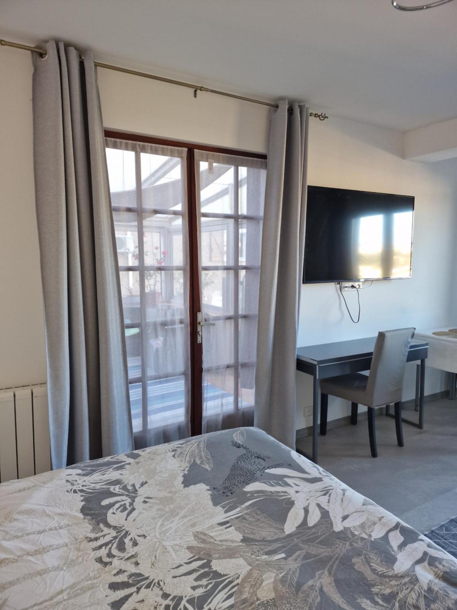 Ravissant Appartement Saint-Raphael Piscine חדר תמונה